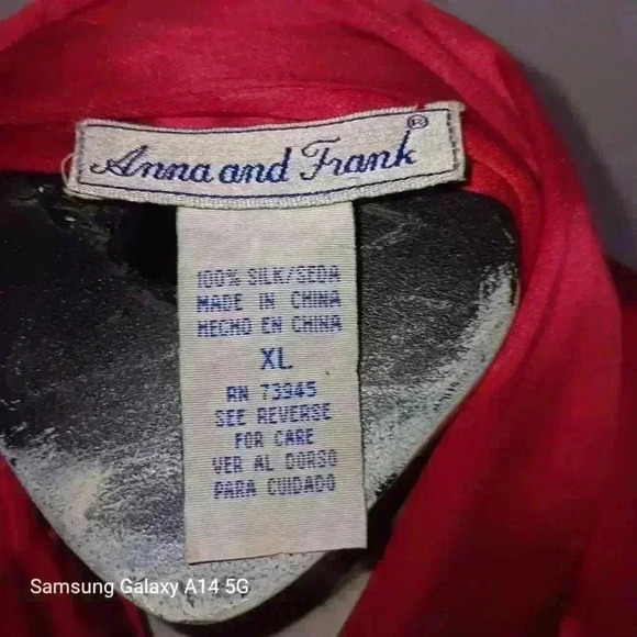 Anna and Frank 100 % Silk Red Button Down Dressy Shirt Size XL Holiday Party - Picture 13 of 13